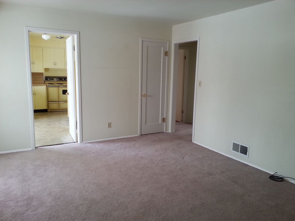 upstairs family room