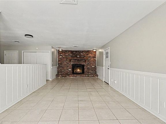 4th image of 5671 Novack St