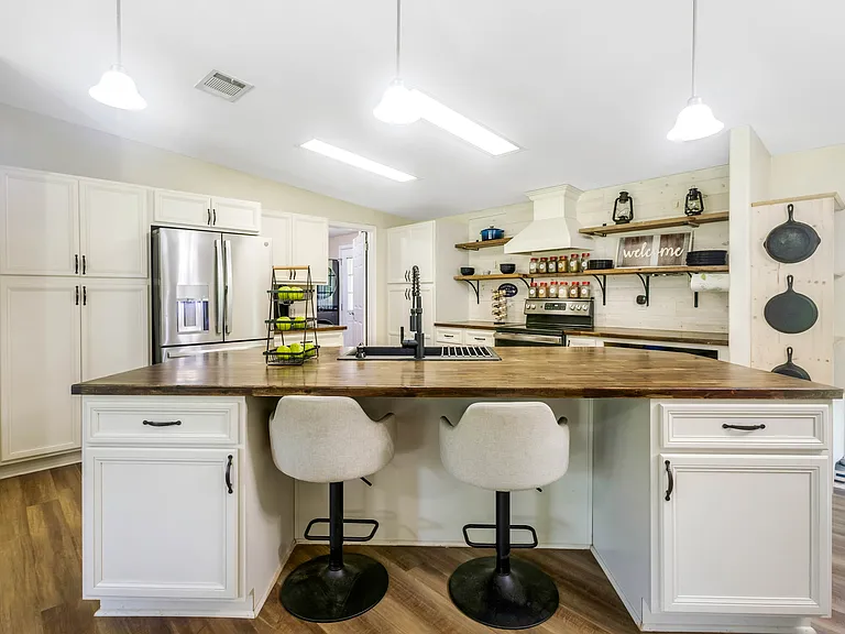 390 Bob Brooks Rd — Photo 21