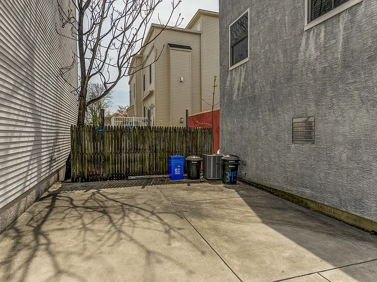 4417 Manayunk Ave — Photo 13