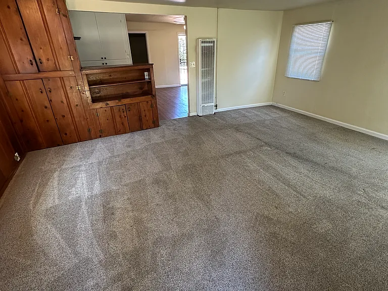 1425 Cherry Ave #4 — Photo 4