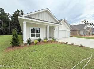 13441 Crane Dr, Vancleave, MS 39565