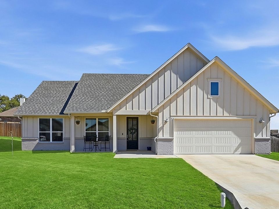 1st image of 4004 Gallivant Dr