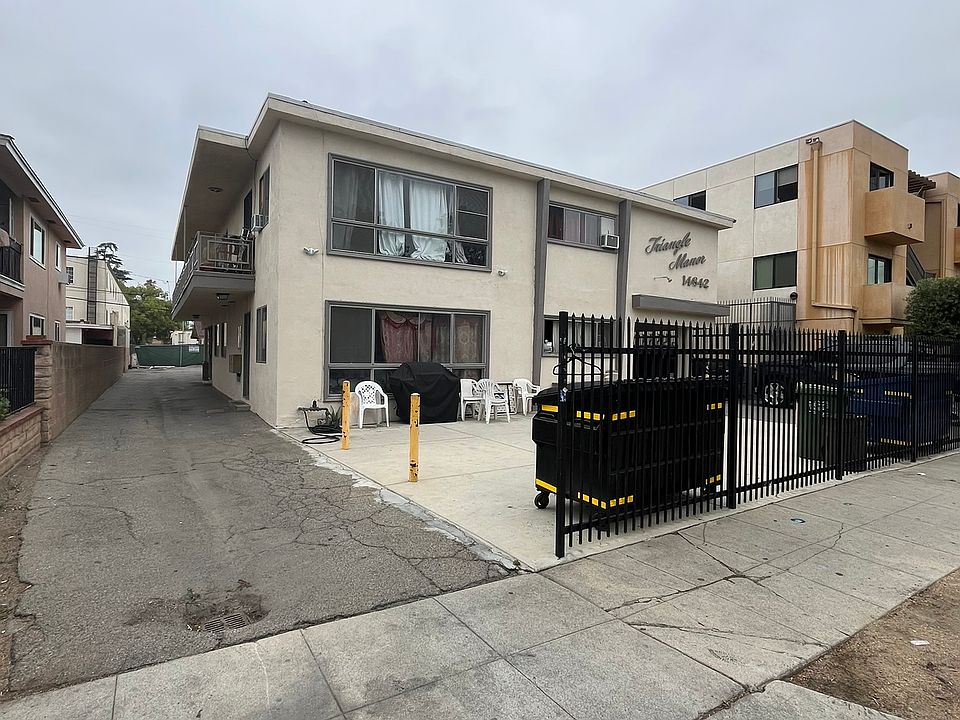 1st image of 14842 Friar St APT B