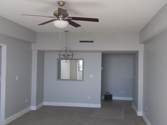 living room/dinning room