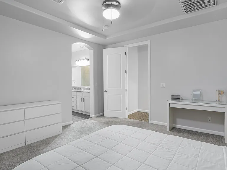 4758 Lotus Ave — Photo 17