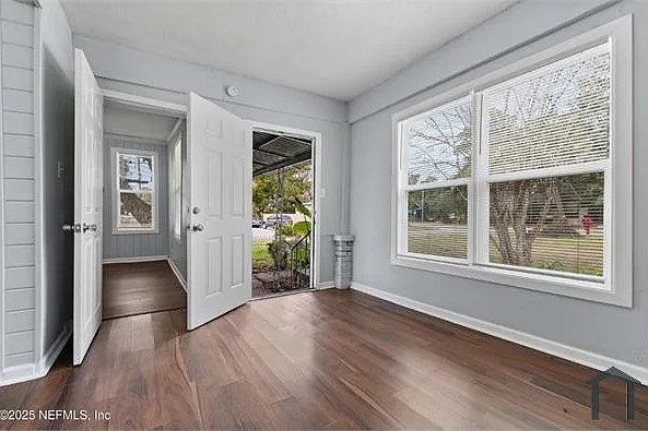 352 Golfair Blvd — Photo 8