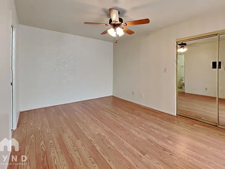 5100 N Miller Rd #23 — Photo 10