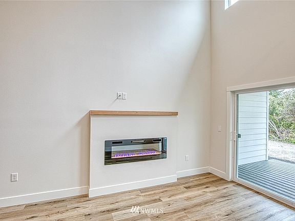 5th image of 940 Pt Brown Avenue SE