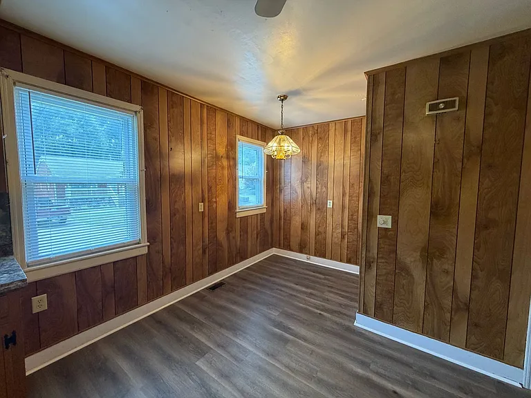239 Motley Ave — Photo 14