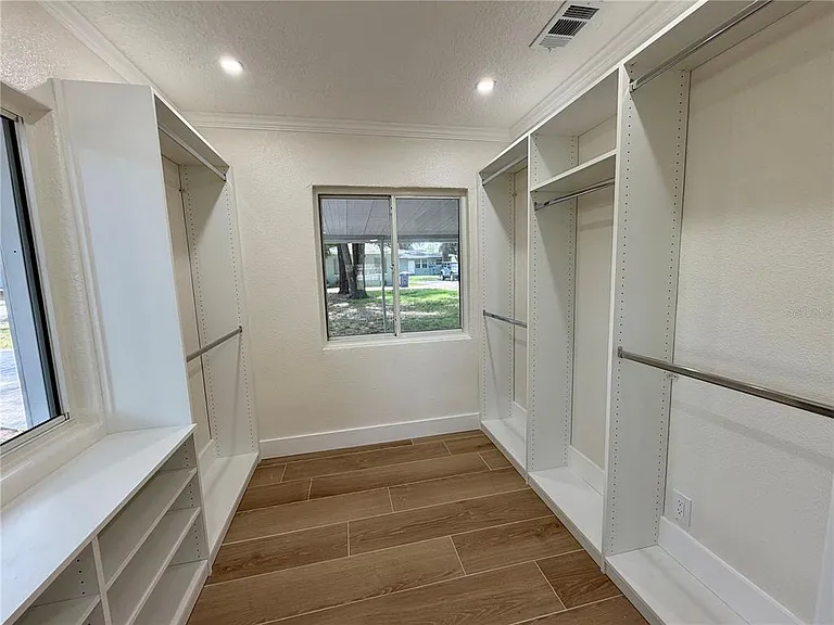 301 S Seminole Ave — Photo 33