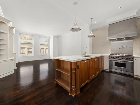 141 Fifth Avenue image 4 of 14