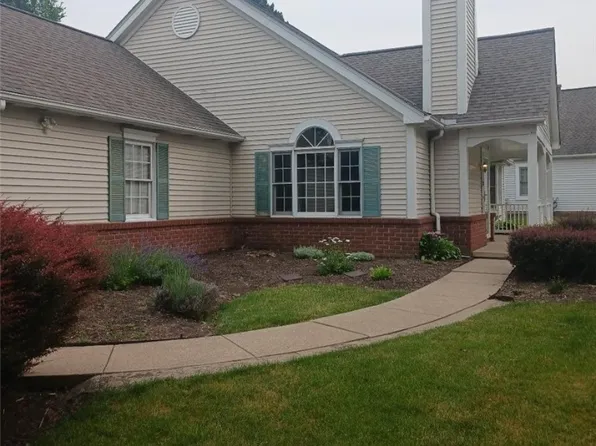 19159 Echo Dr, Strongsville, OH 44149