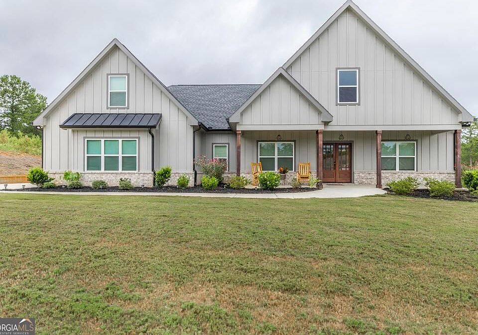 1st image of 216 Creekside Trl