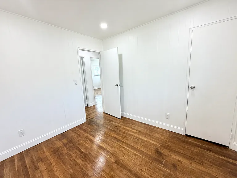Forest Ave — Photo 15