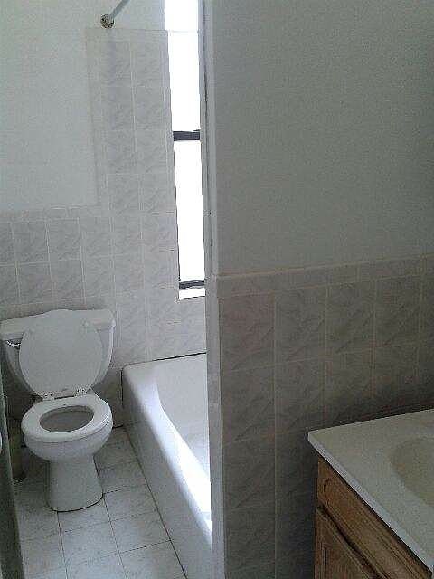 2nd image of 2303 28th Ave APT 1A