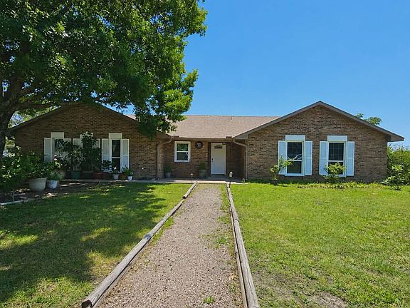3rd image of 14752 Ranch Rd