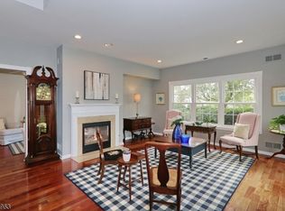 39 Four Oaks Rd, Bedminster, NJ 07921