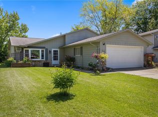 102 Potomac Dr, Elyria, OH