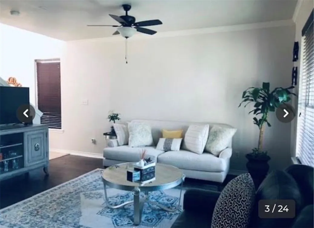 3 bed, 3.5 bath, 1590 sqft, $1,900 — Photo 4