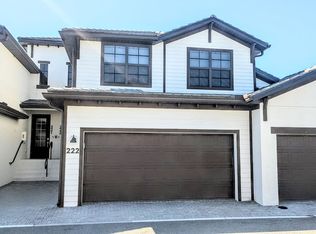 5639 N Honore Ave #222, Sarasota, FL 34243