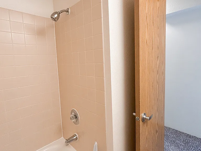 Stone Creek Apartments Beaverton — Photo 41