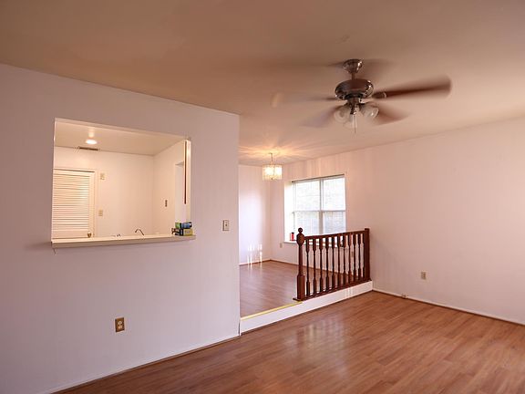 2nd image of 89 Auckland Dr
