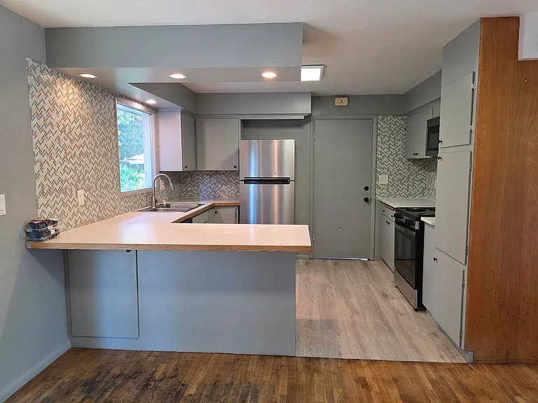 1315 Pacific St — Photo 5