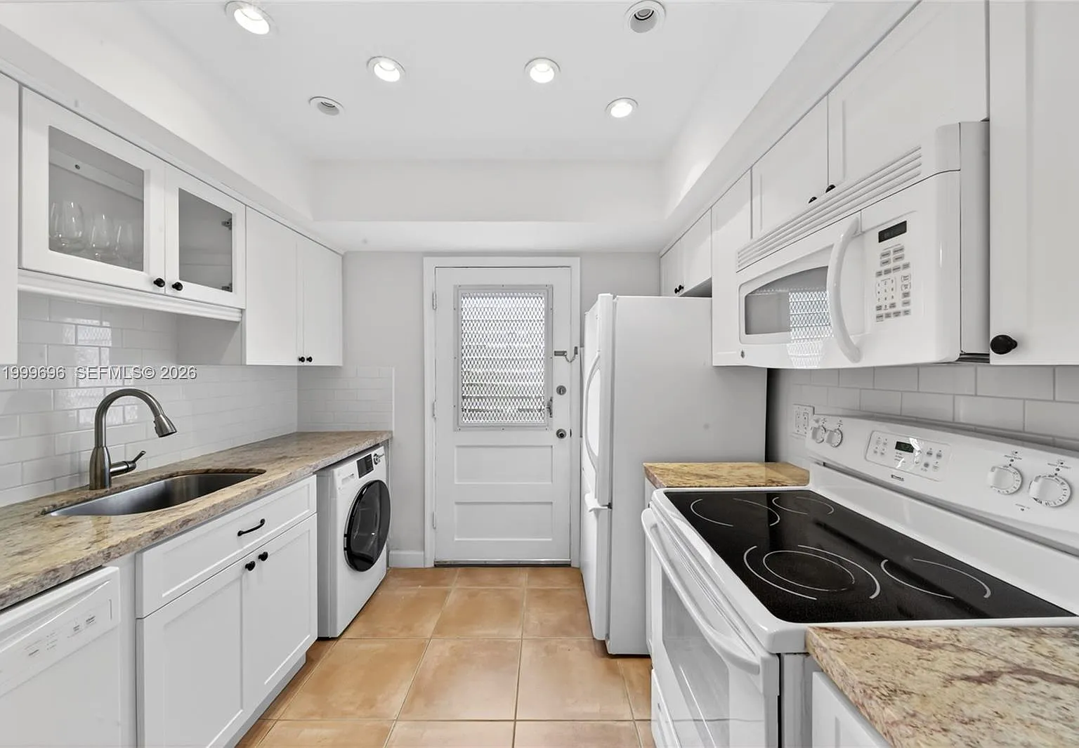 Admiral Farragut Condo — Photo 3