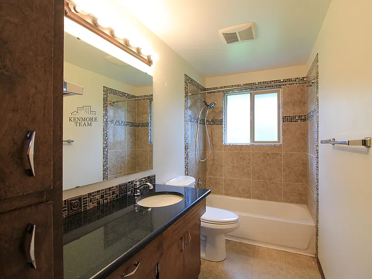 4021 W Sylvester St — Photo 8