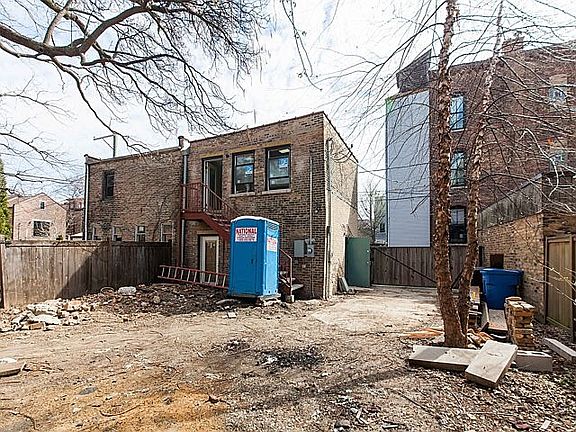 5th image of 1309 N Hoyne Ave