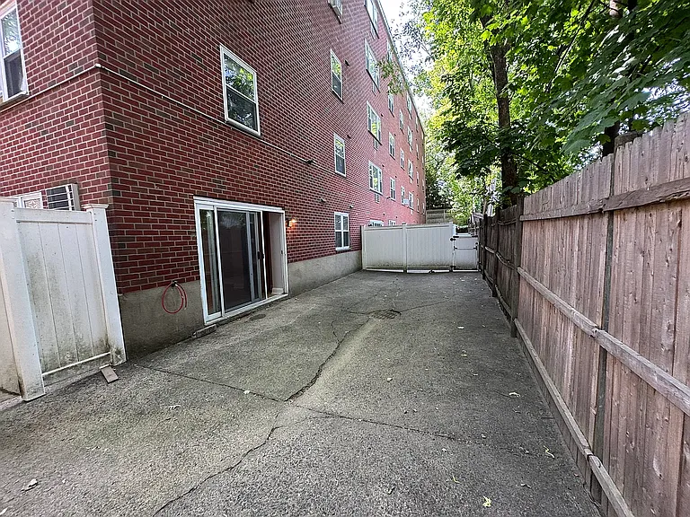 118 Babcock St #2 — Photo 26