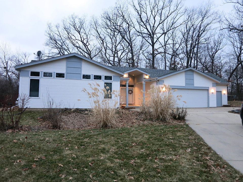 1st image of 6155 S 116th St