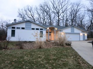 6155 S 116th St, Hales Corners, WI 53130