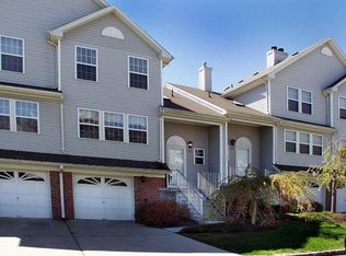 103 Kemper Ct, Hackettstown, NJ