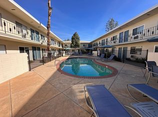 7750 Reseda Blvd #18, Reseda, CA 91335