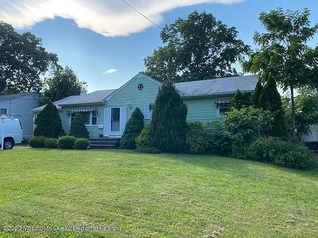 87 Coral Dr photo 1