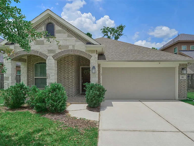 116 Fox Trail Rd — Photo 1