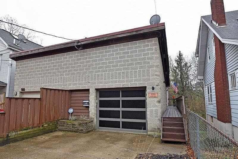 1st image of 3233 Golden Ave #A