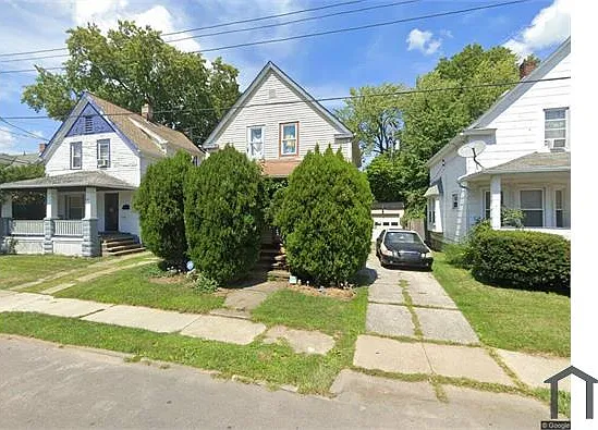 9908 Macon Ave
