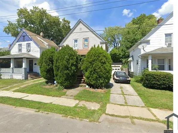9908 Macon Ave, Cleveland, OH 44102