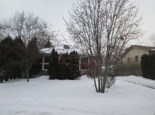 1514 Elm Ave, Round Lake Beach, IL 60073