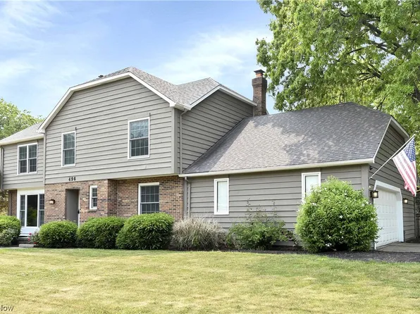 496 Bracken Way, Bay Village, OH 44140