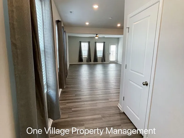 1142 Sweet Cream Ct — Photo 3