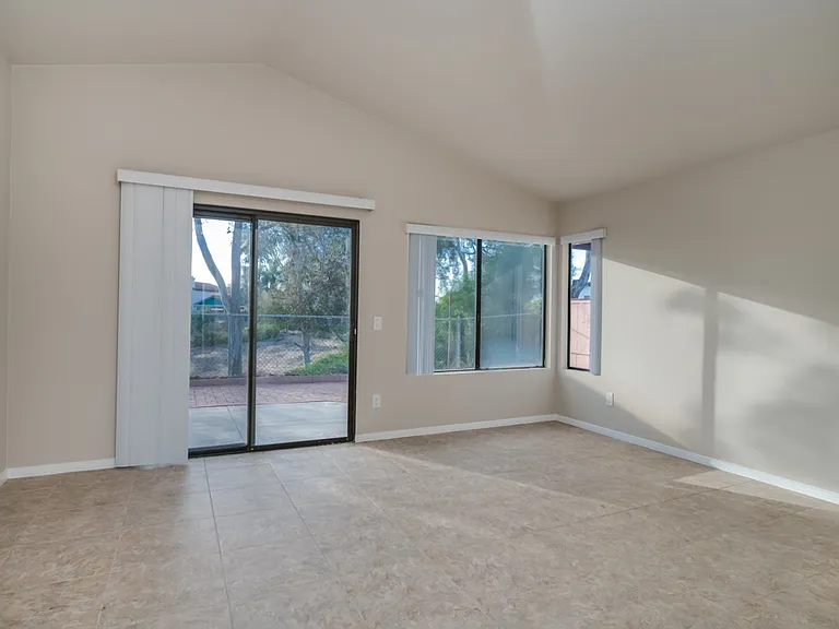 1090 Winding Oak Dr — Photo 19