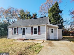 11 Riviera Dr, Pennsville, NJ 08070