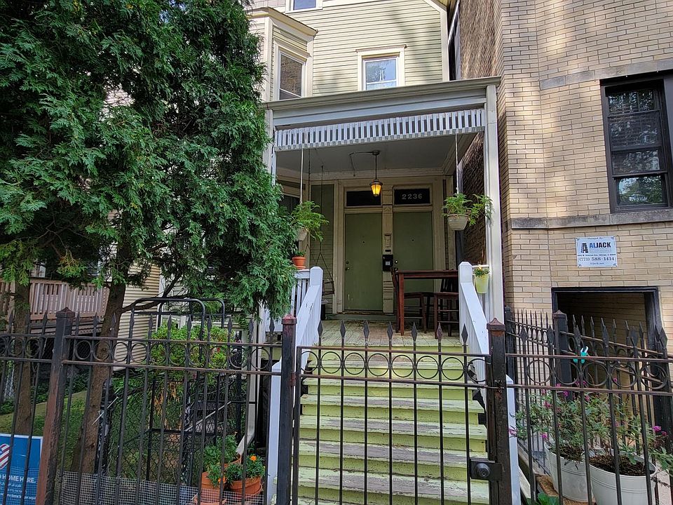 1st image of 2236 N Sawyer Ave #2
