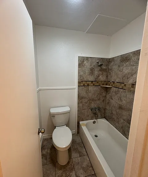 235 W Silver Sands Dr #5 — Photo 6