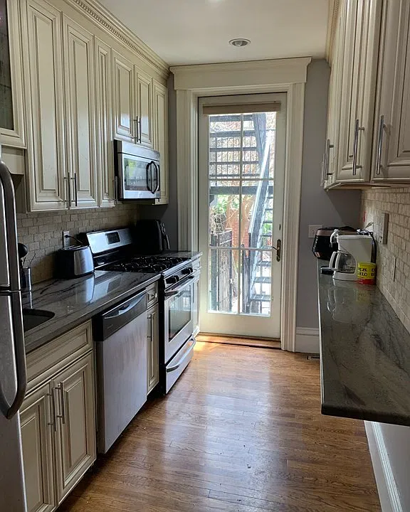 9 Wigglesworth St #1