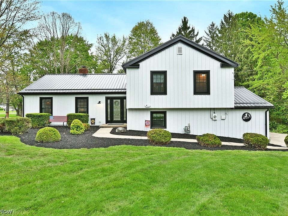 1st image of 8093 S Park Dr